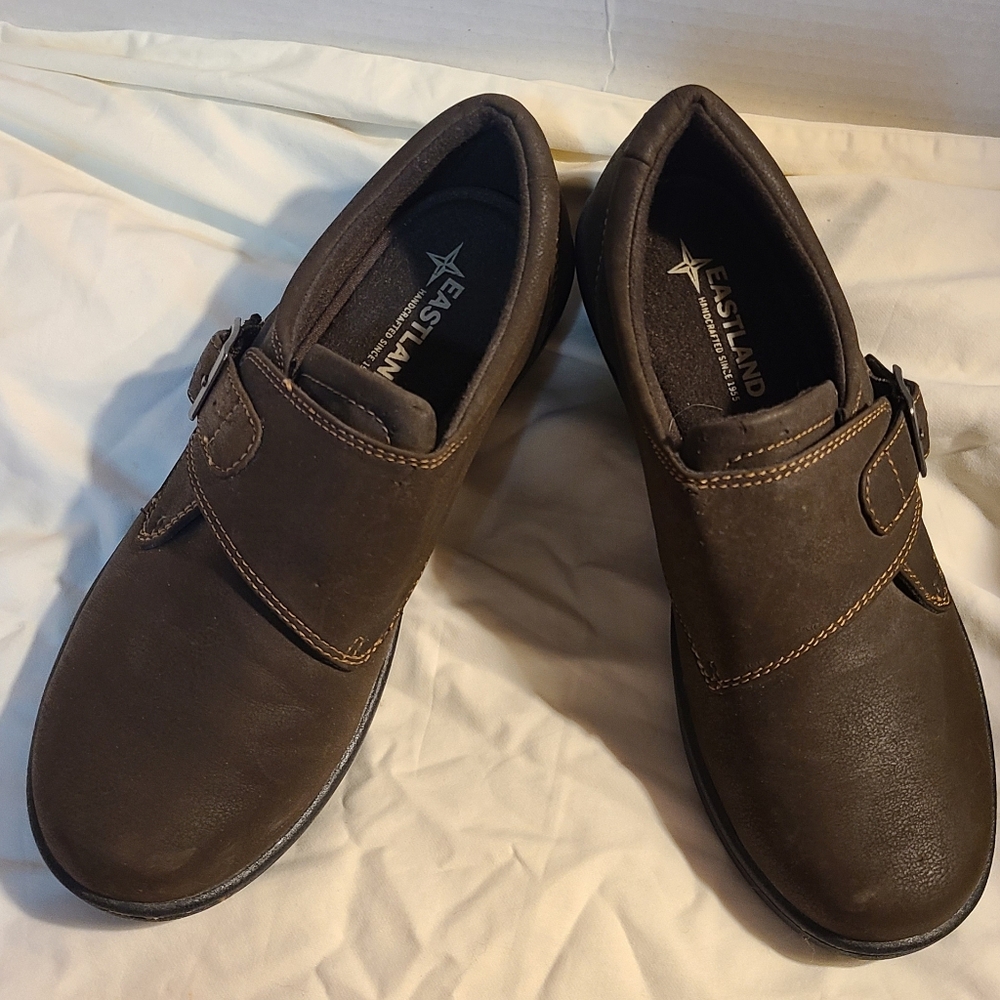 EASTLAND WOMEN'S SIZE 7.5 BROWN LEATHER LOAFERS NEW WITHOUT BOX - Picture 5 of 6
